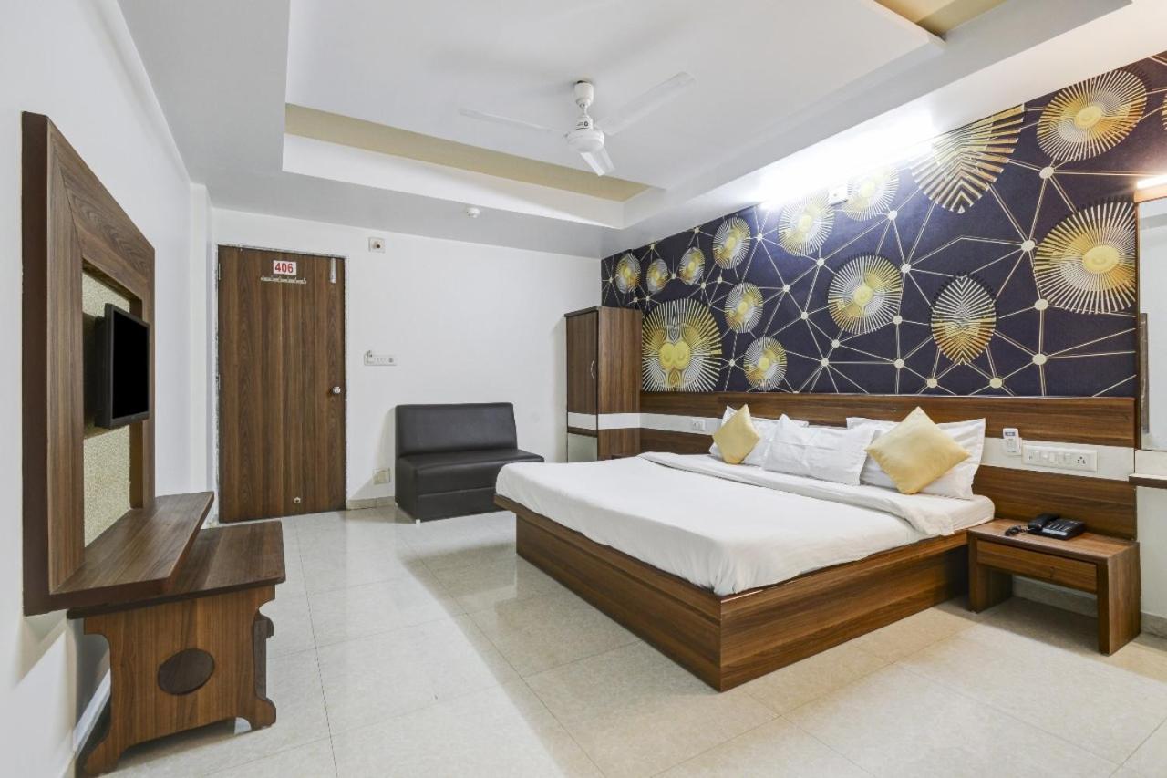 Hotel Tirupati Ahmedabad Extérieur photo